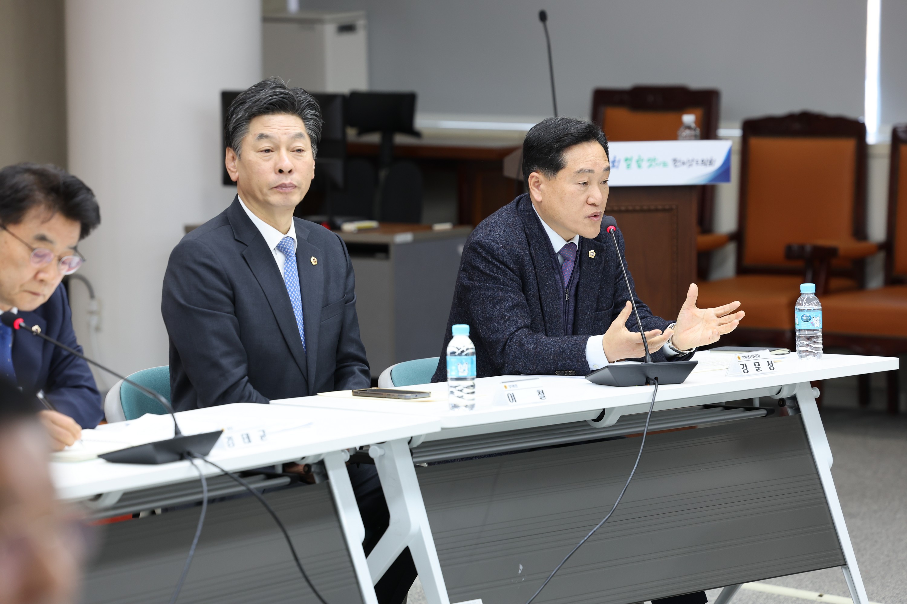 26년1월13일 광주_전남 행정통합 관련 도의회-집행부 간담회 - 0382