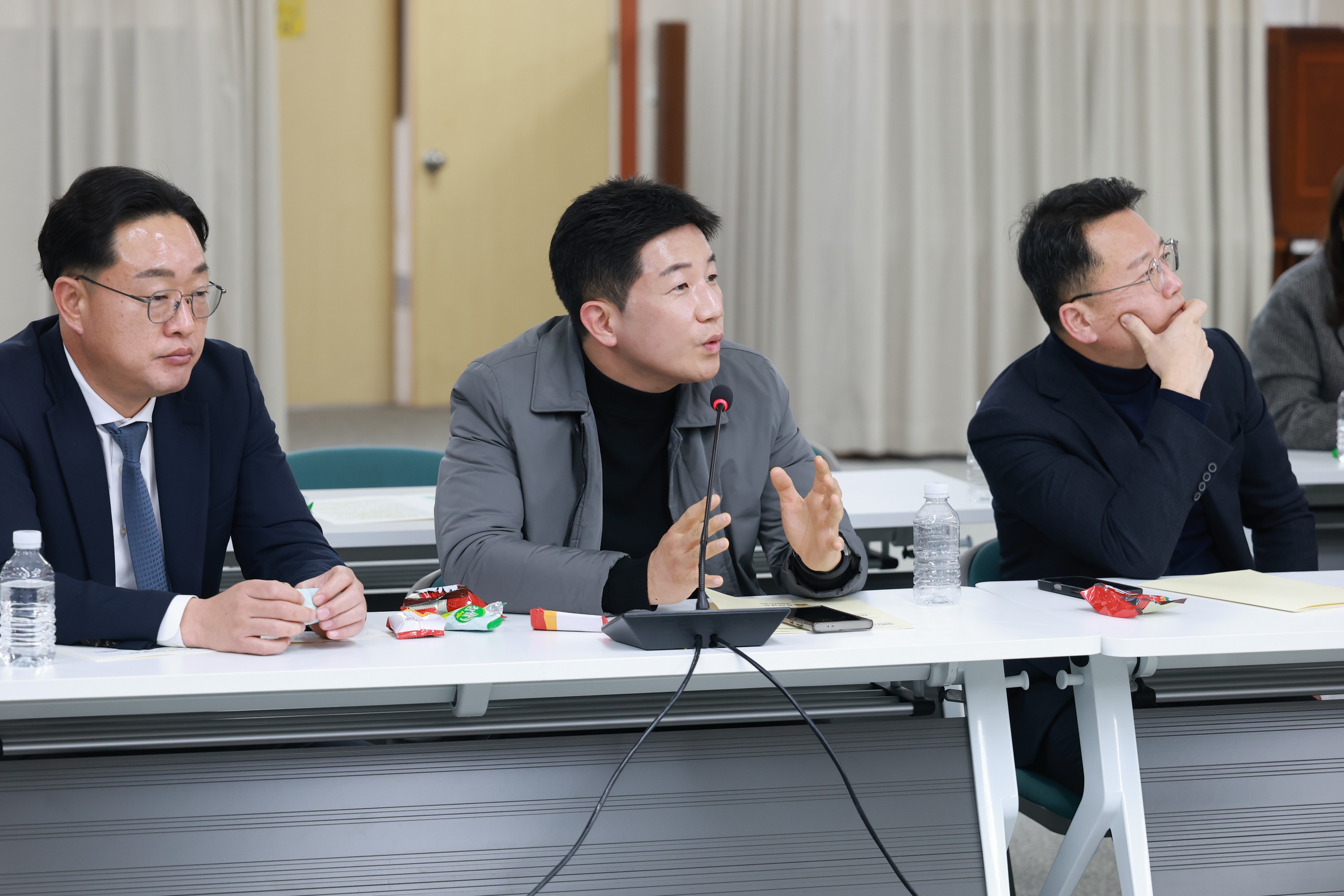 26년1월13일 광주_전남 행정통합 관련 도의회-집행부 간담회 - 1579