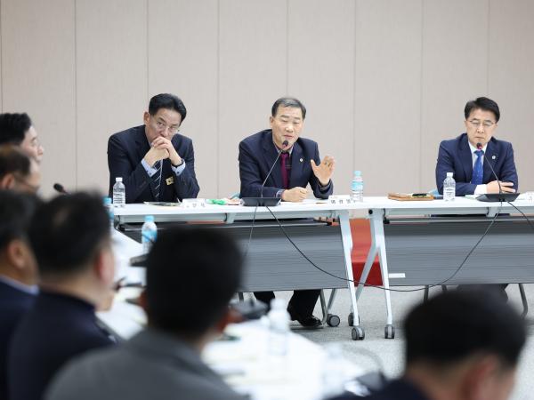 26년1월13일 광주_전남 행정통합 관련 도의회-집행부 간담회 - 071 4