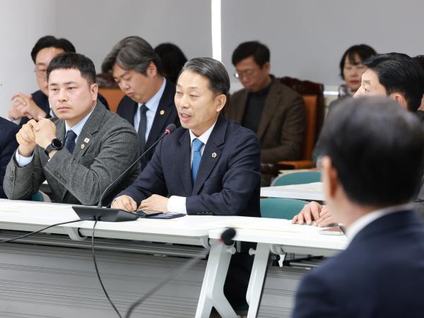 26년1월13일 광주_전남 행정통합 관련 도의회-집행부 간담회 - 107 4