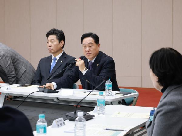 26년1월13일 광주_전남 행정통합 관련 도의회-집행부 간담회 - 143 7