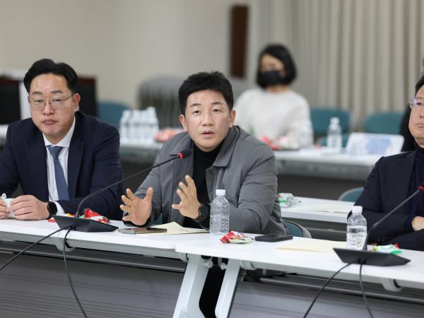 26년1월13일 광주_전남 행정통합 관련 도의회-집행부 간담회 - 066 4