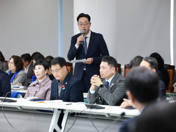 26년1월13일 광주_전남 행정통합 관련 도의회-집행부 간담회 - 099 7