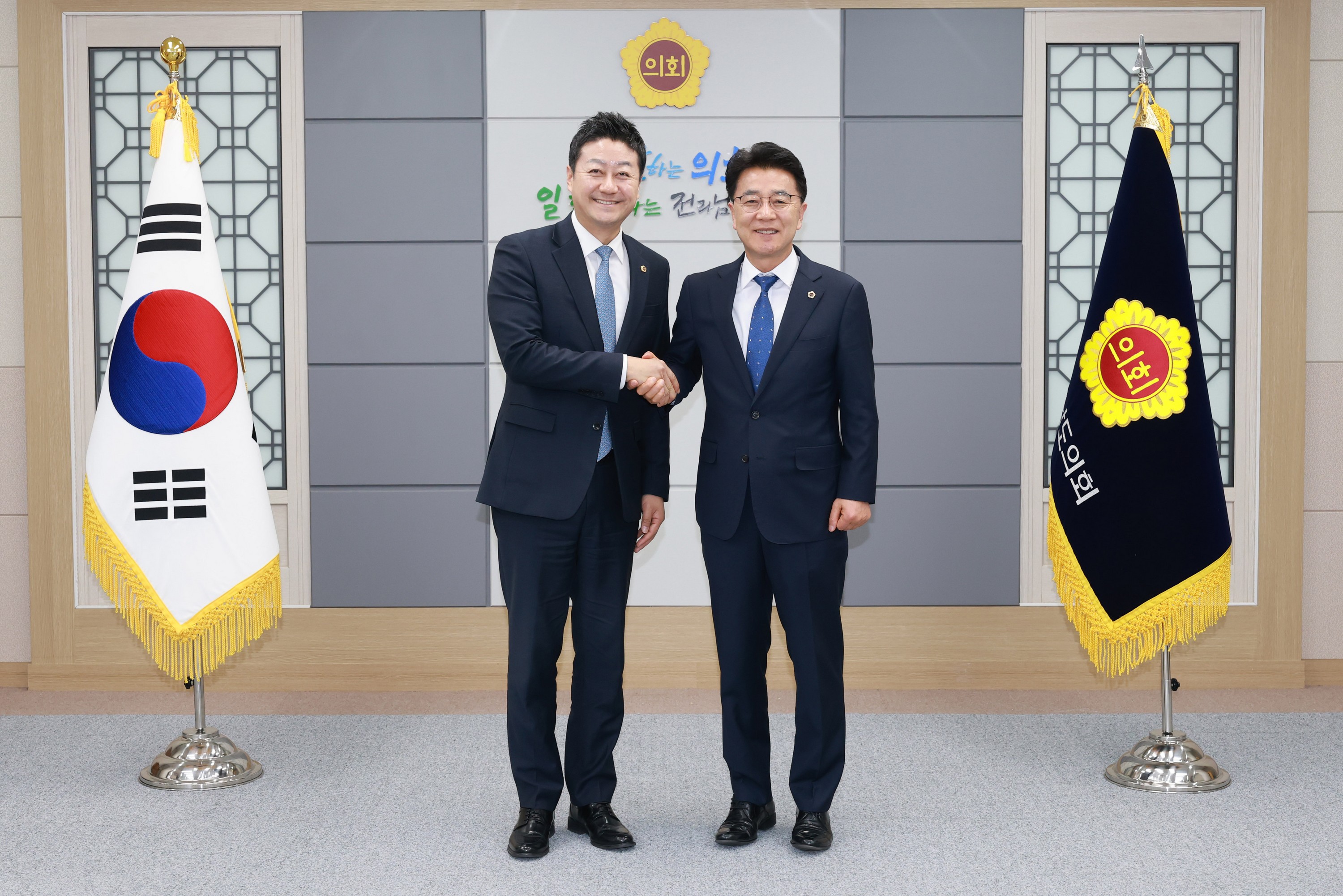 26년01월06일 김진경 경기도의회의장 도의회 방문 - 0053