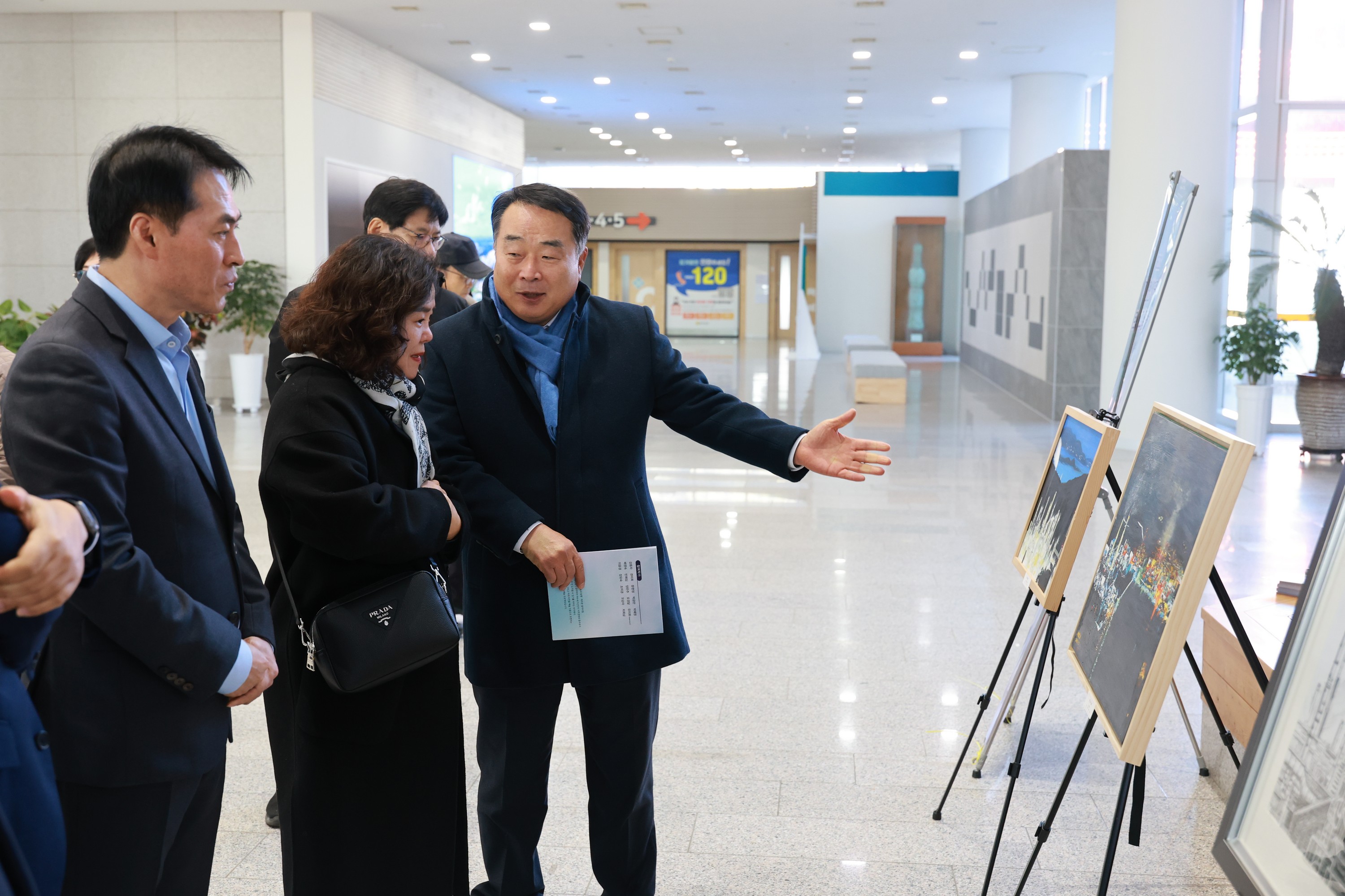 26년01월06일 여수국가산단 위기극복을 위한 미술 전시회 - 0124