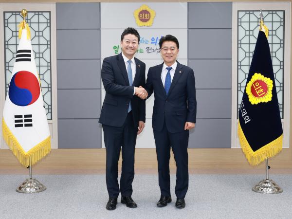 26년01월06일 김진경 경기도의회의장 도의회 방문 - 005 3