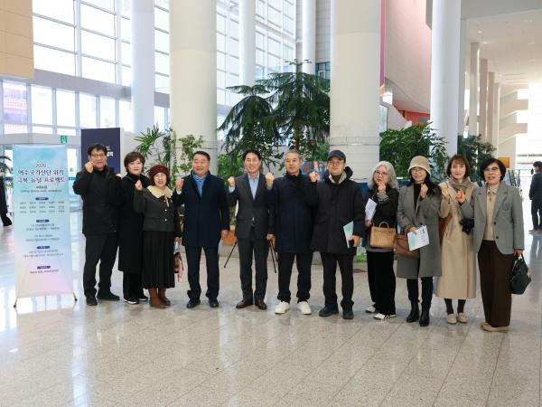 26년01월06일 여수국가산단 위기극복을 위한 미술 전시회 - 017 9