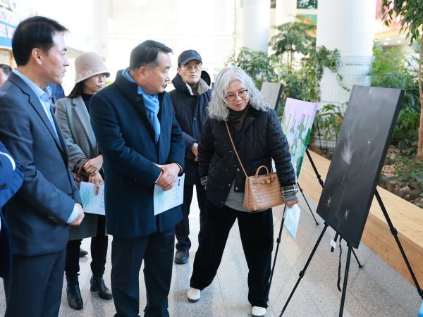 26년01월06일 여수국가산단 위기극복을 위한 미술 전시회 - 015 8