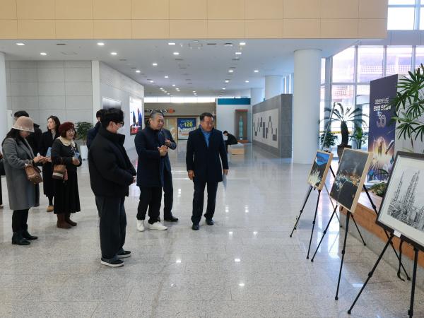 26년01월06일 여수국가산단 위기극복을 위한 미술 전시회 - 006 5