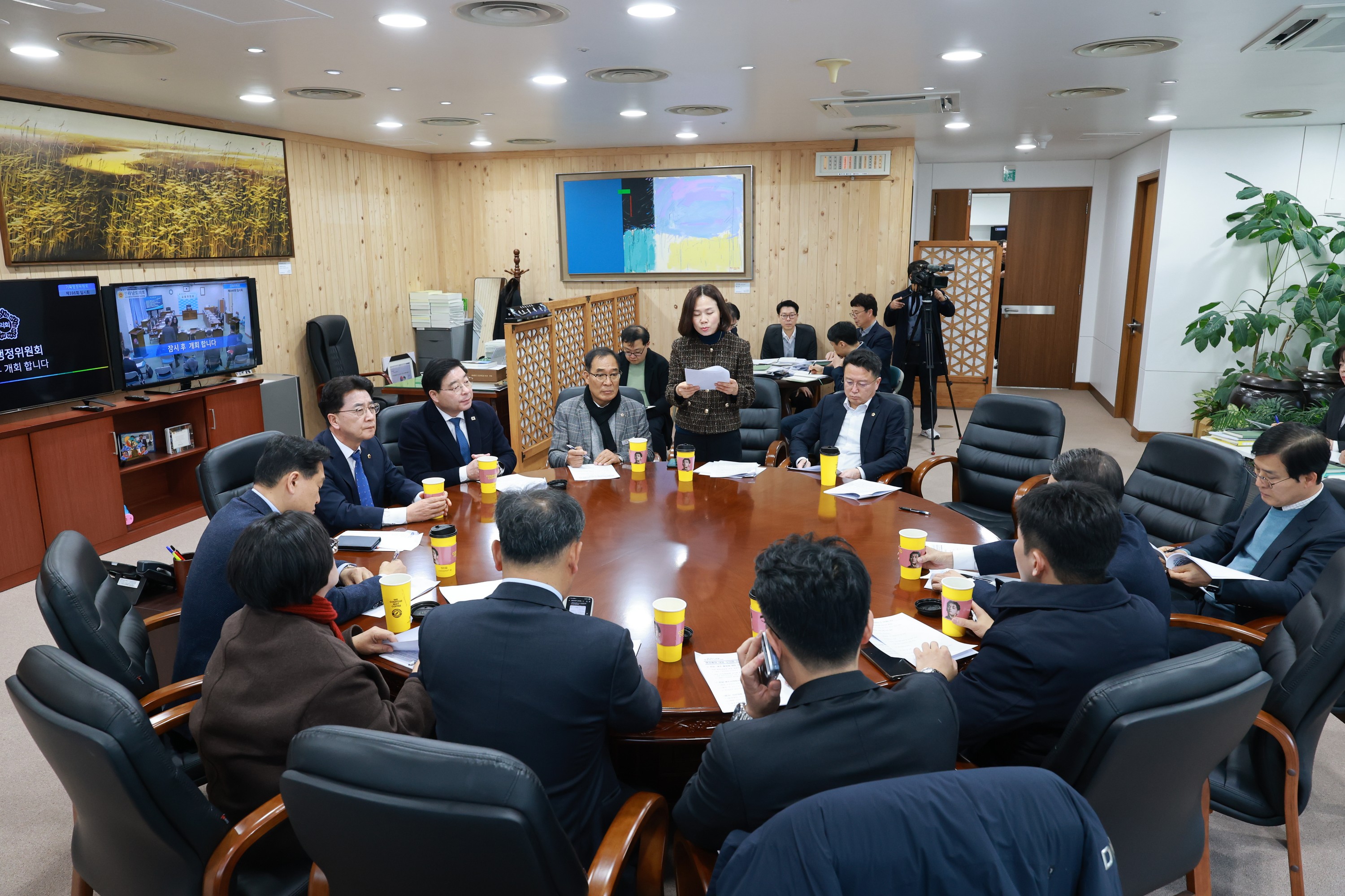 26년1월30일 전남ㆍ광주 행정통합 대응 전라남도의회 TF 회의 - 0135