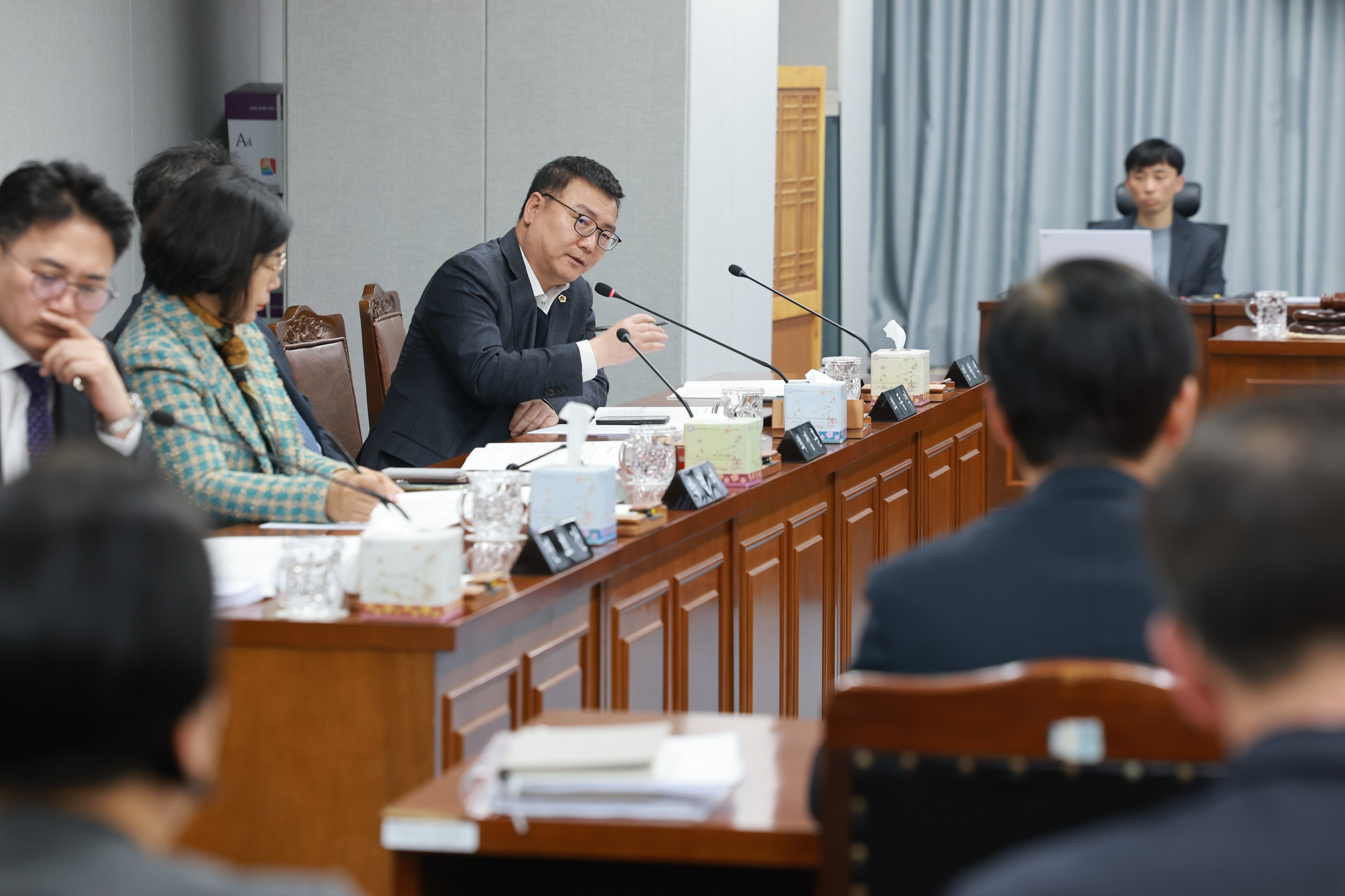 26년1월30일 제396회 임시회 의회운영위원회 업무보고 등 회의 - 0294