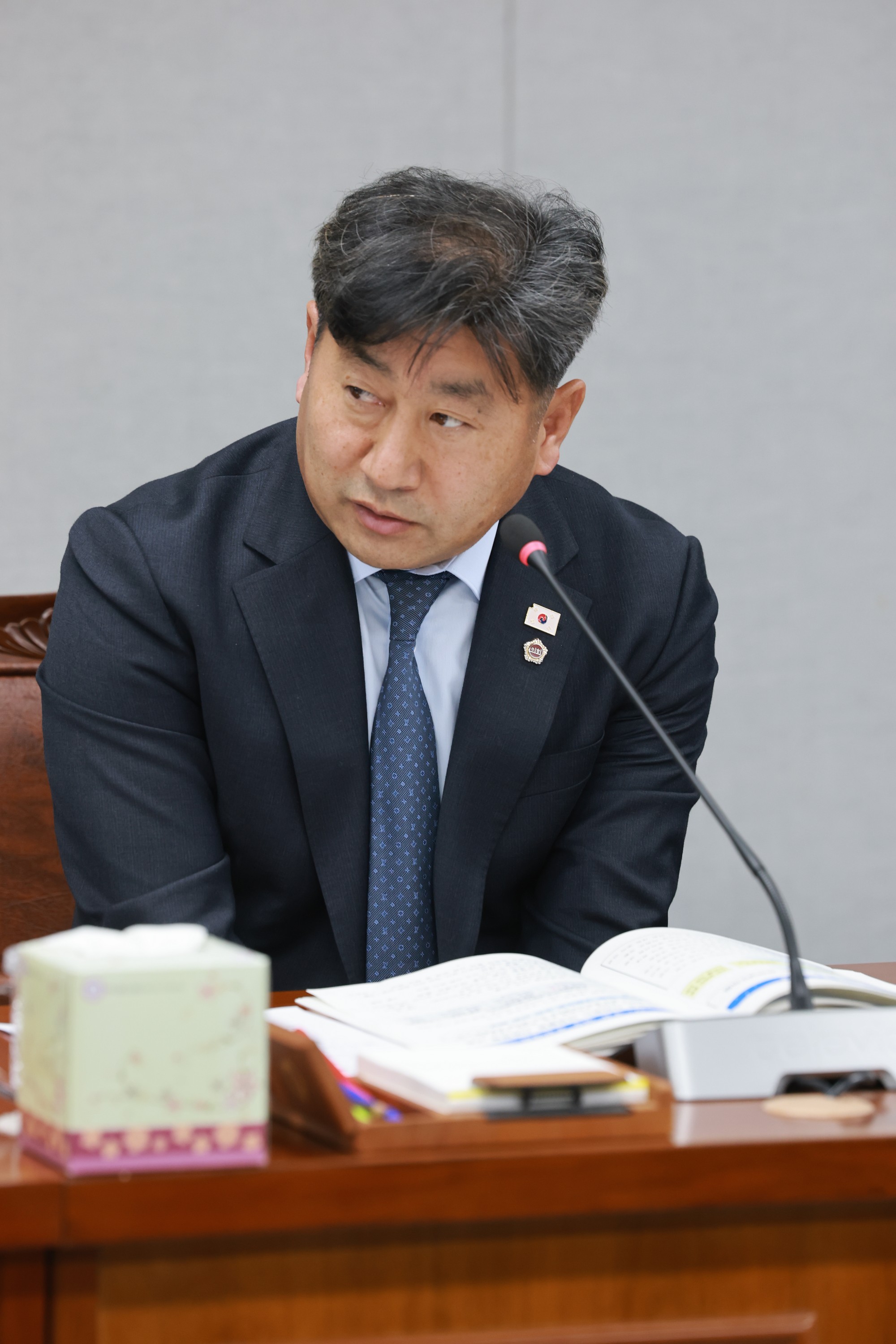 26년1월30일 제396회 임시회 의회운영위원회 업무보고 등 회의 - 0411