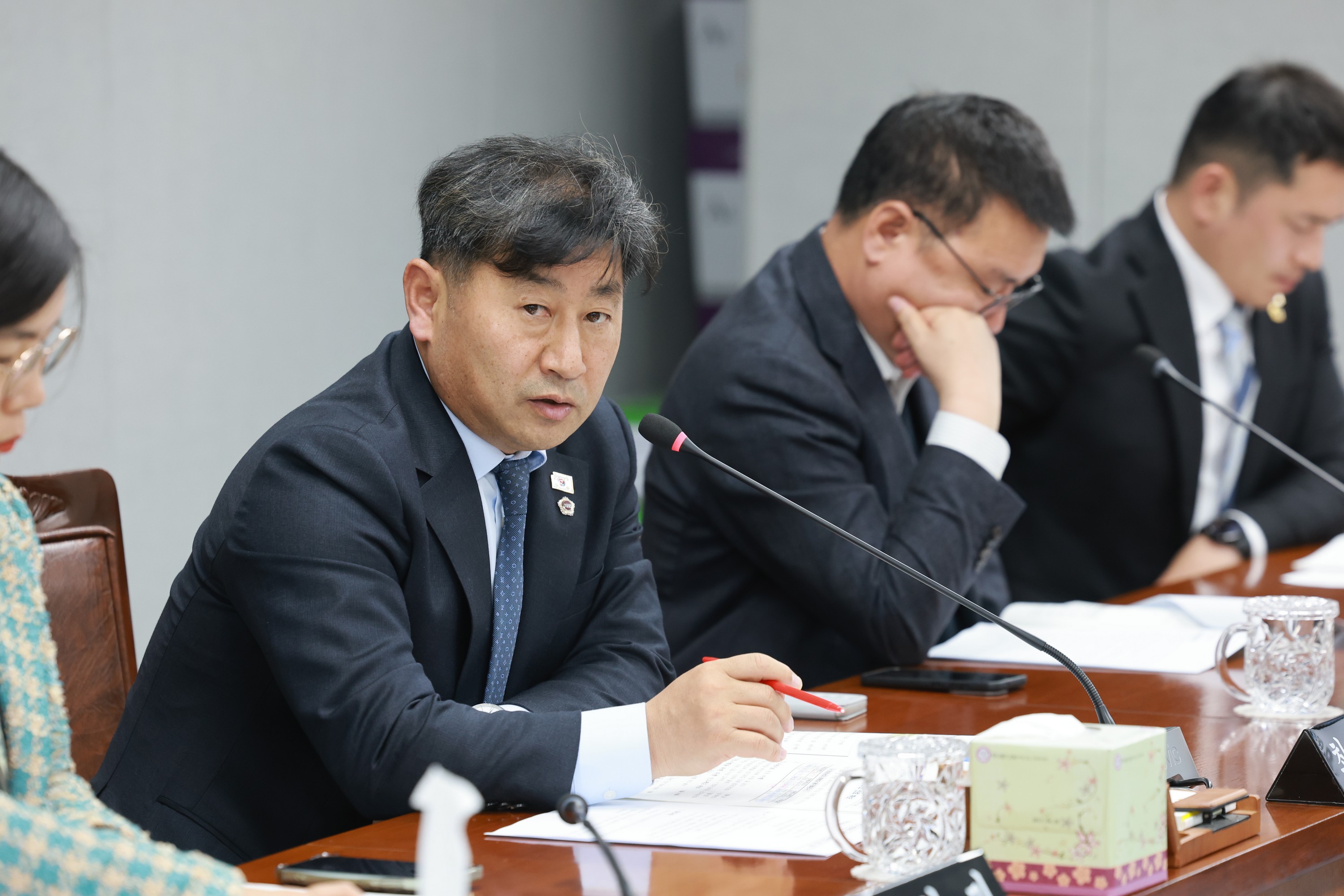 26년1월30일 제396회 임시회 의회운영위원회 업무보고 등 회의 - 0435