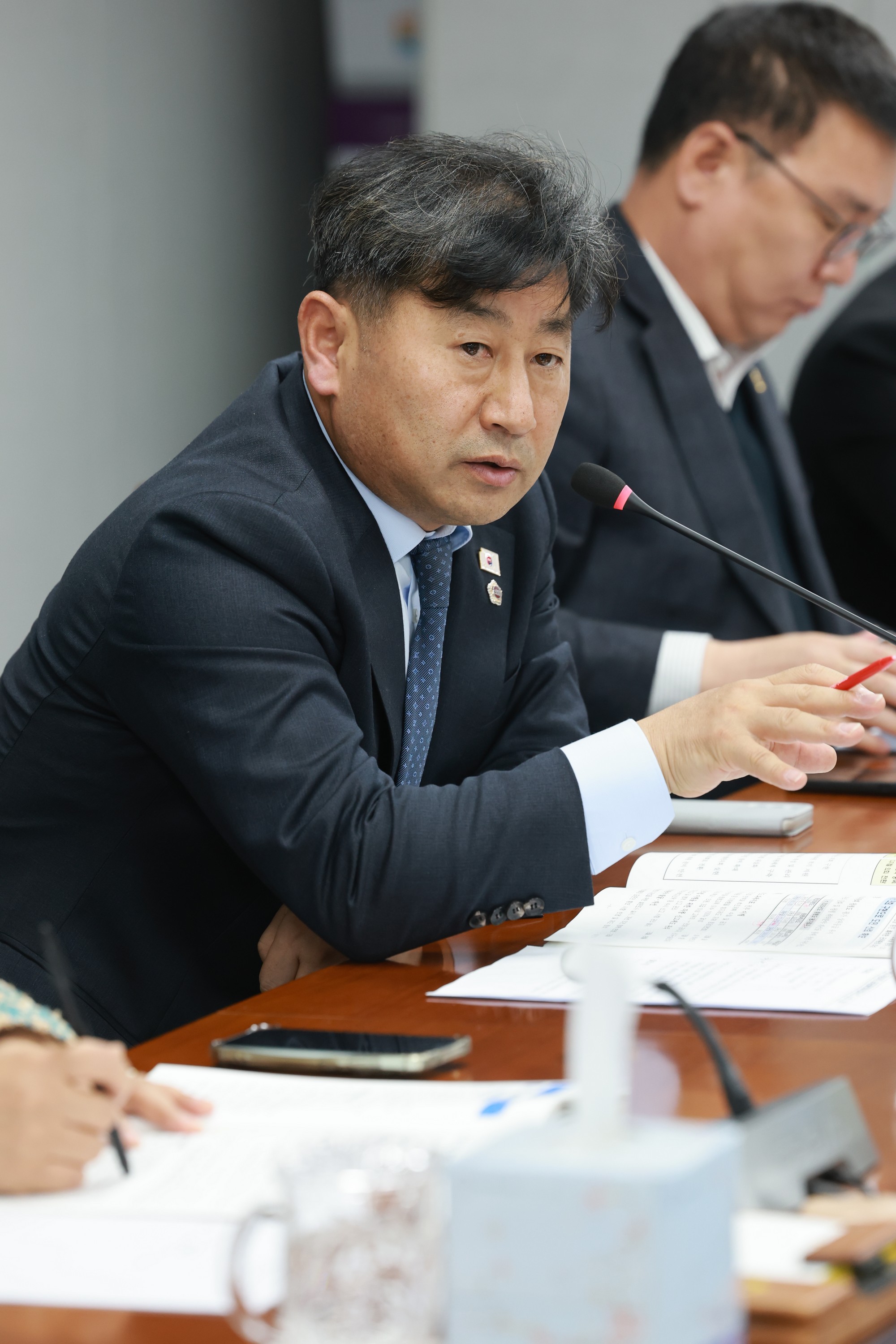 26년1월30일 제396회 임시회 의회운영위원회 업무보고 등 회의 - 0442