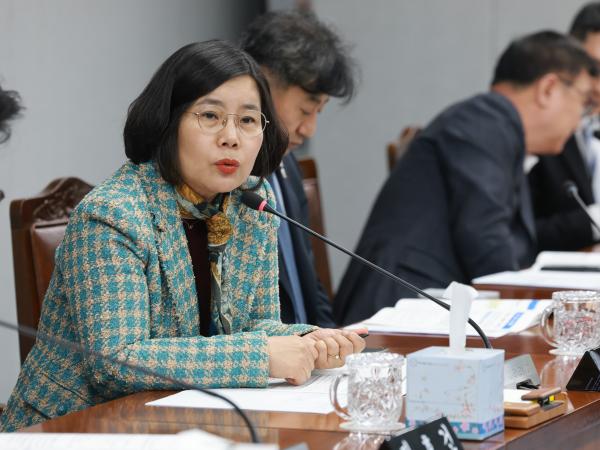 26년1월30일 제396회 임시회 의회운영위원회 업무보고 등 회의 - 034 4