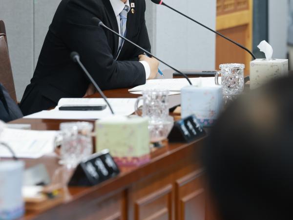 26년1월30일 제396회 임시회 의회운영위원회 업무보고 등 회의 - 038 7