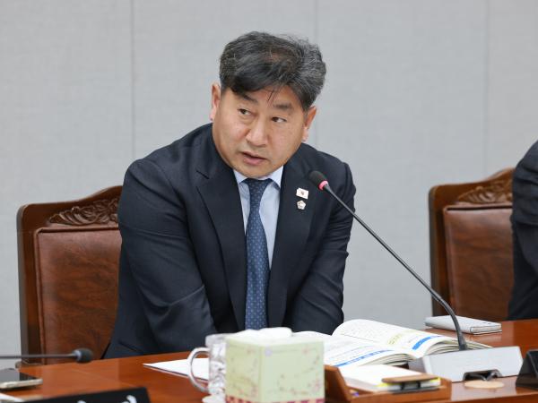 26년1월30일 제396회 임시회 의회운영위원회 업무보고 등 회의 - 040 3