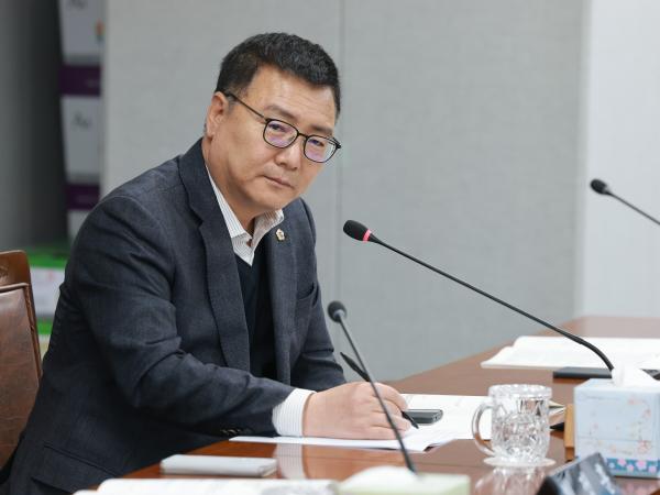 26년1월30일 제396회 임시회 의회운영위원회 업무보고 등 회의 - 026 3