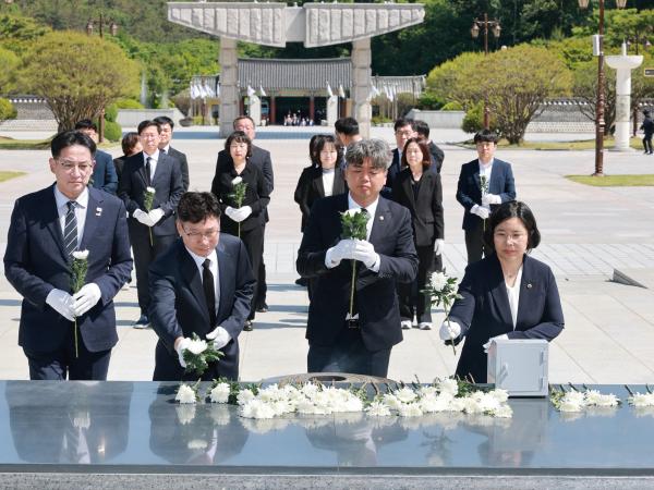 26년5월15일 5 4