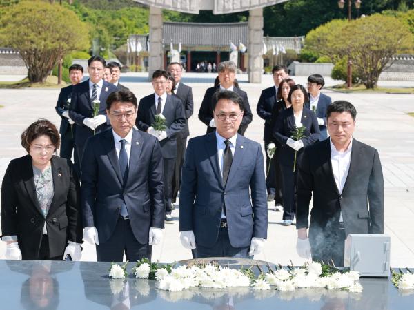 26년5월15일 5 4