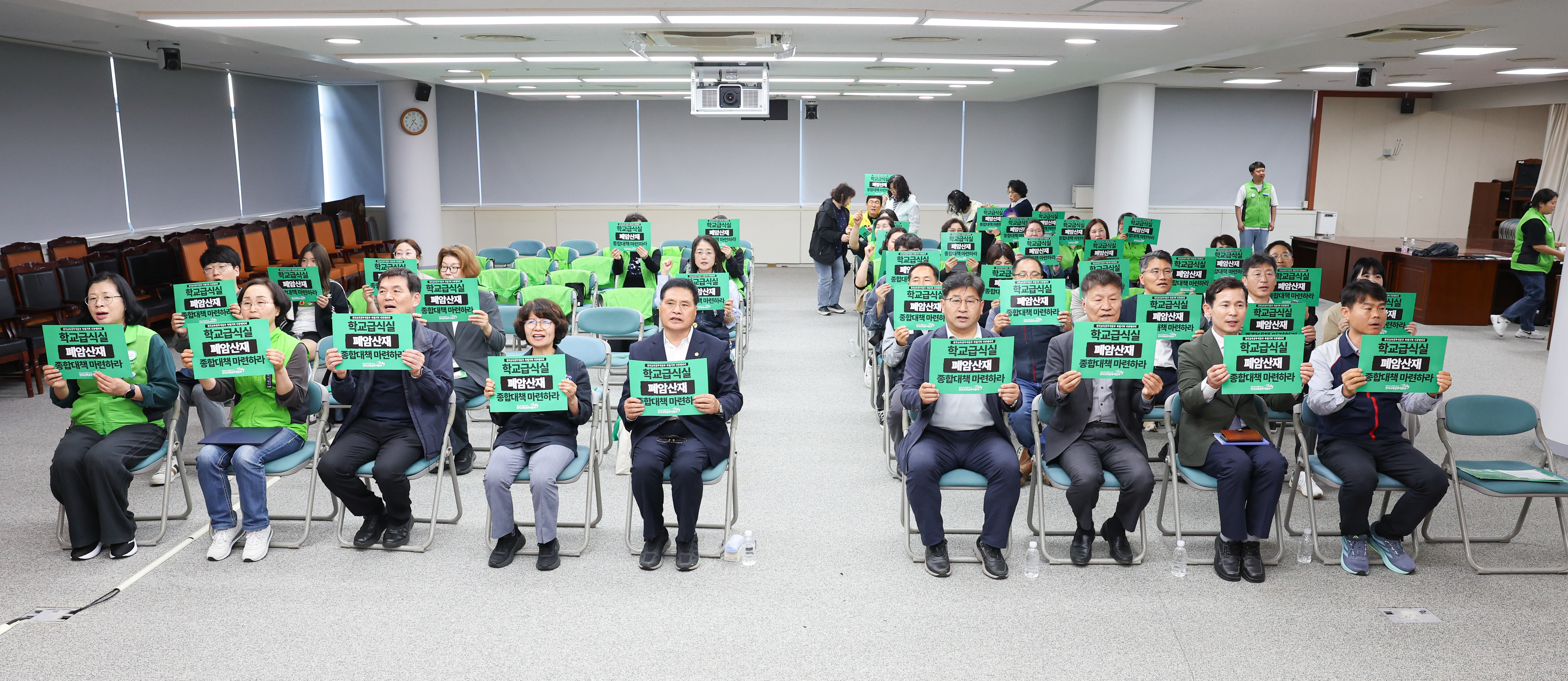 26년05일13일 학교급식실 폐암 산재 다큐멘터리 상영회 (12)4
