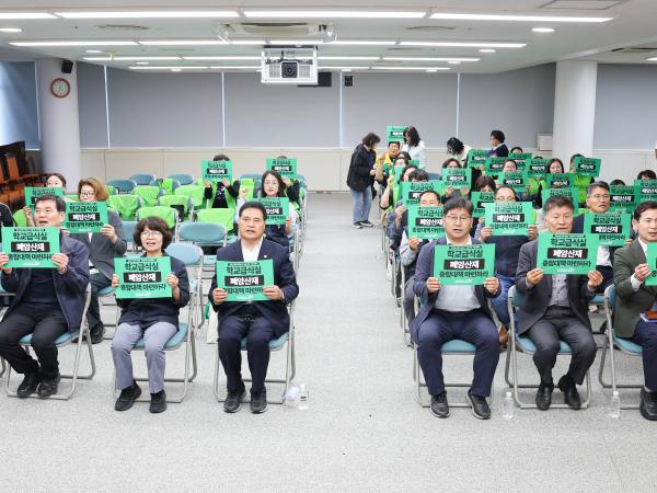 26년05일13일 학교급식실 폐암 산재 다큐멘터리 상영회 (12) 5