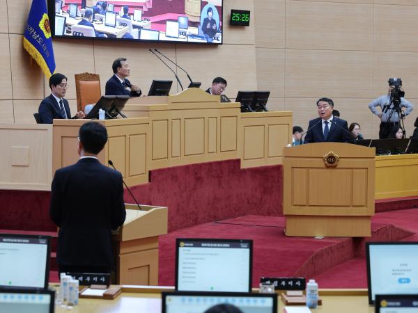 26년3월11일 제397회 임시회 제2차 본회의 도정 및 교육행정 질문 및 답변 - 153 5