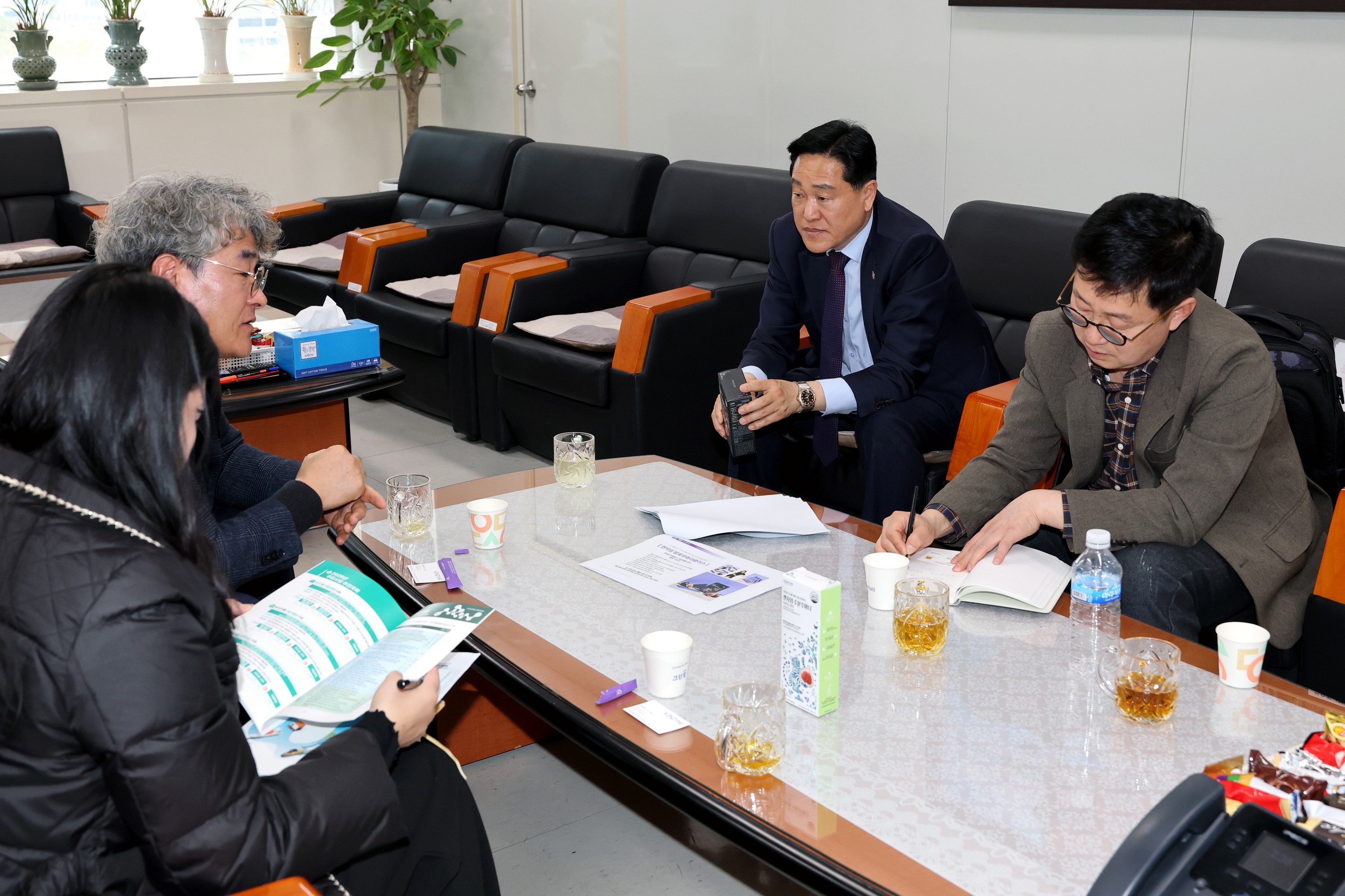 26년3월5일 지역 생산품 수출 관련 간담회 - 0042