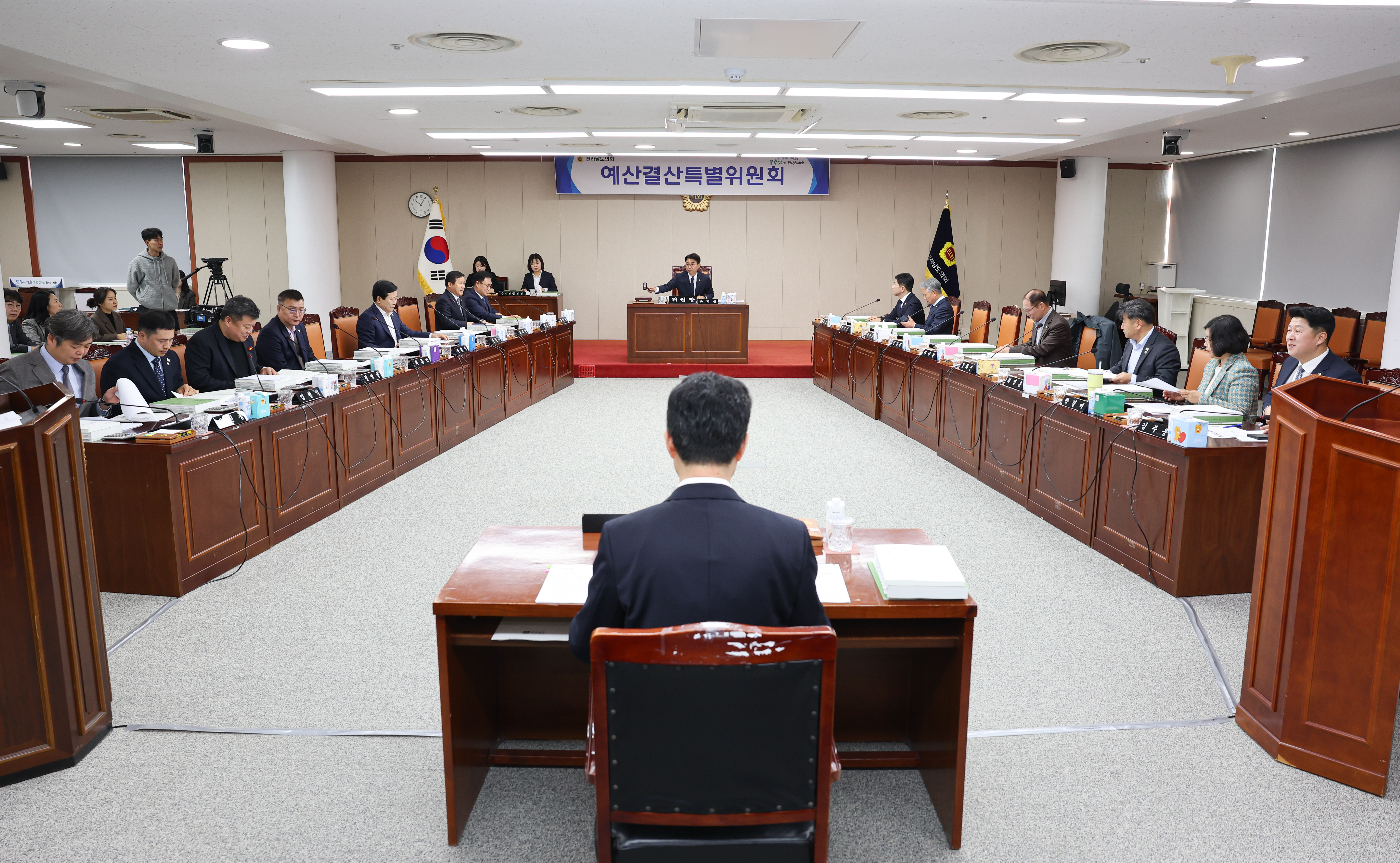 26년03월05일 전라남도 2026년도 제1회 추가경정 예산안 심사 (1)1