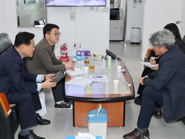 26년3월5일 지역 생산품 수출 관련 간담회 - 003 4