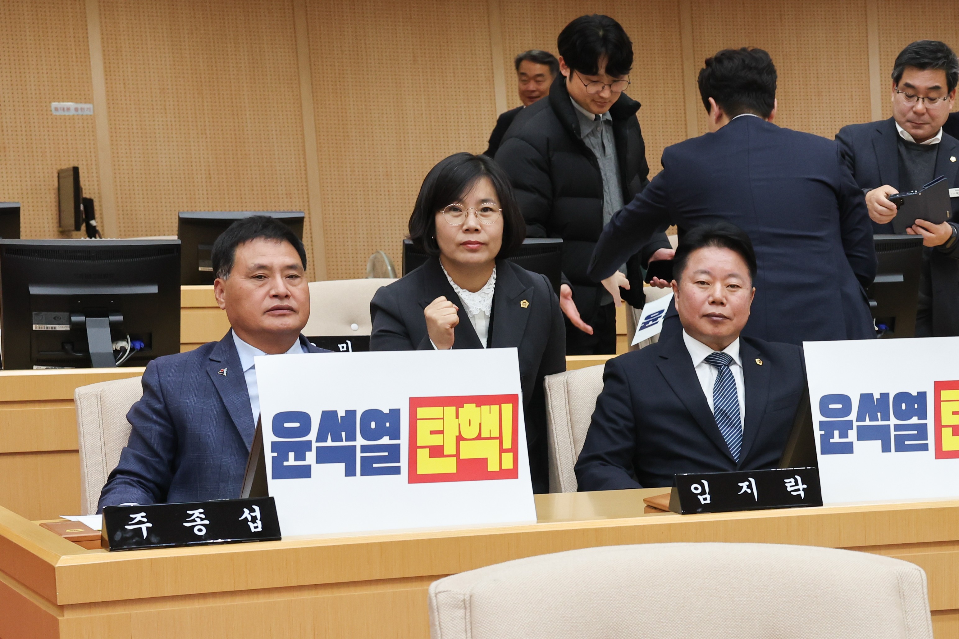 제386회 제2차 정례회 제4차 본회의 첨부이미지 : 24년12월12일 제386회 제2차 정례회 제4차 본회의_176.jpg