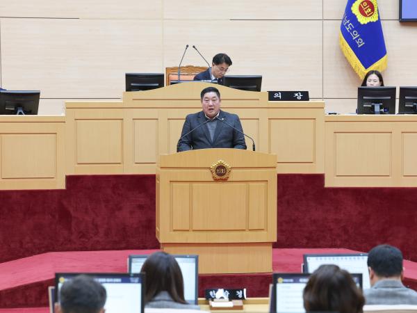 제386회 제2차 정례회 제4차 본회의 첨부이미지 : 24년12월12일 제386회 제2차 정례회 제4차 본회의_111.jpg