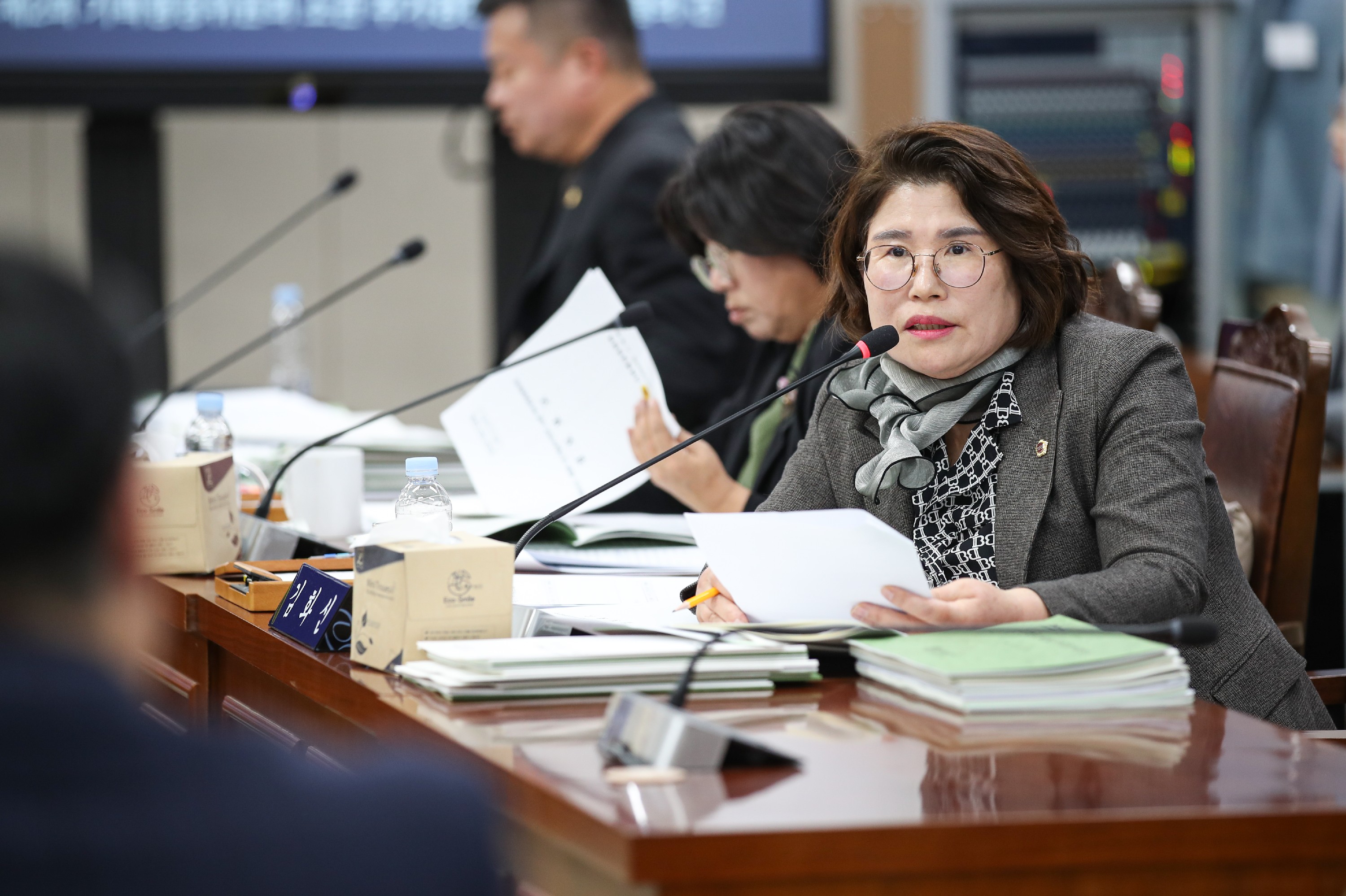 제386회 제2차 정례회 제3차 기획행정위원회 회의 첨부이미지 : 24년11월21일 제386회 제2차 정례회 제3차 기획행정위원회 회의_22.jpg