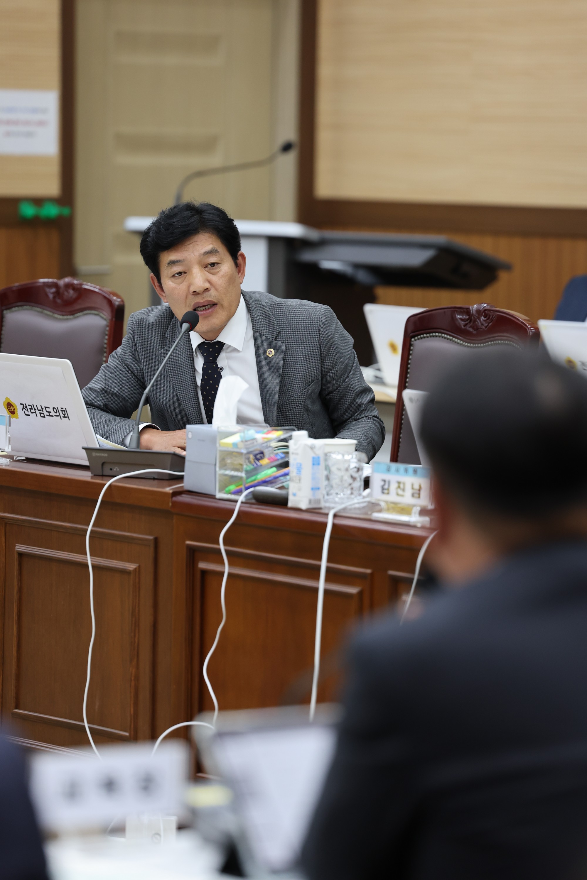 제386회 정례회 교육위원회 행정사무감사 첨부이미지 : 24년11월08일 제386회 정례회 교육위원회 행정사무감사 - 066.jpg
