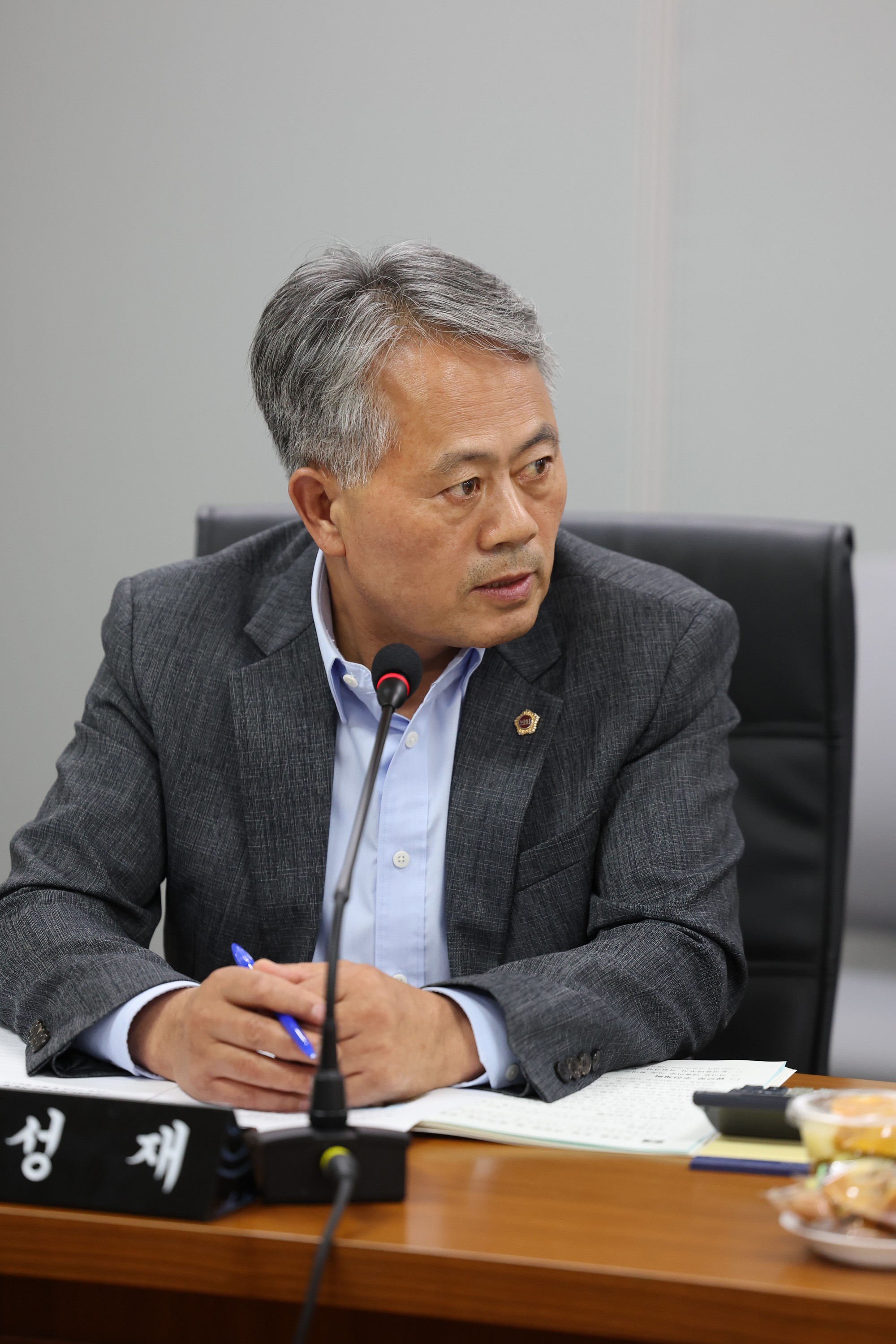제386회 정례회 농수산위원회 행정사무감사(남도장터) 첨부이미지 : 24년11월11일 제386회 정례회 농수산위원회 행정사무감사 - 112.jpg