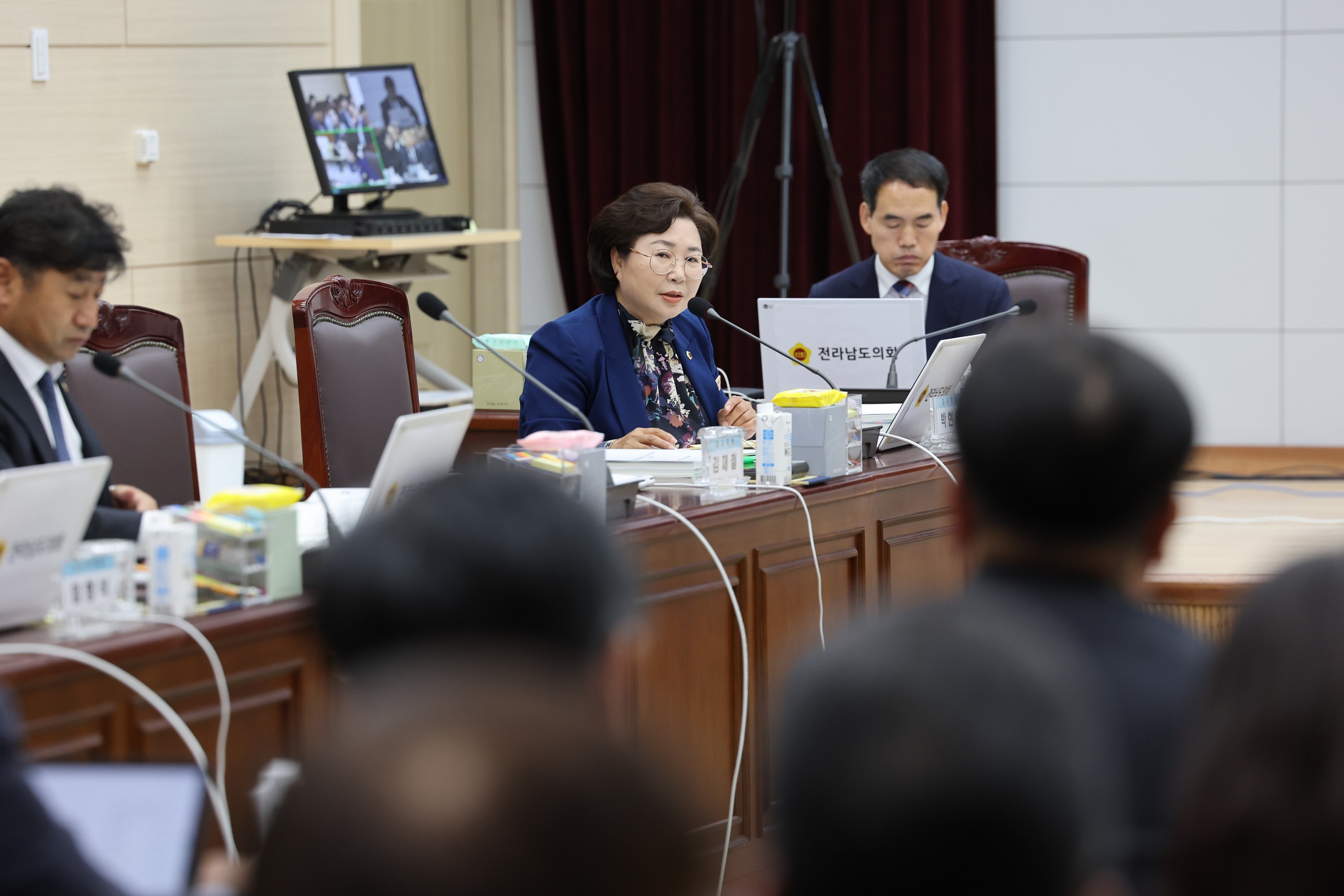제386회 정례회 교육위원회 행정사무감사 첨부이미지 : 24년11월08일 제386회 정례회 교육위원회 행정사무감사 - 024.jpg
