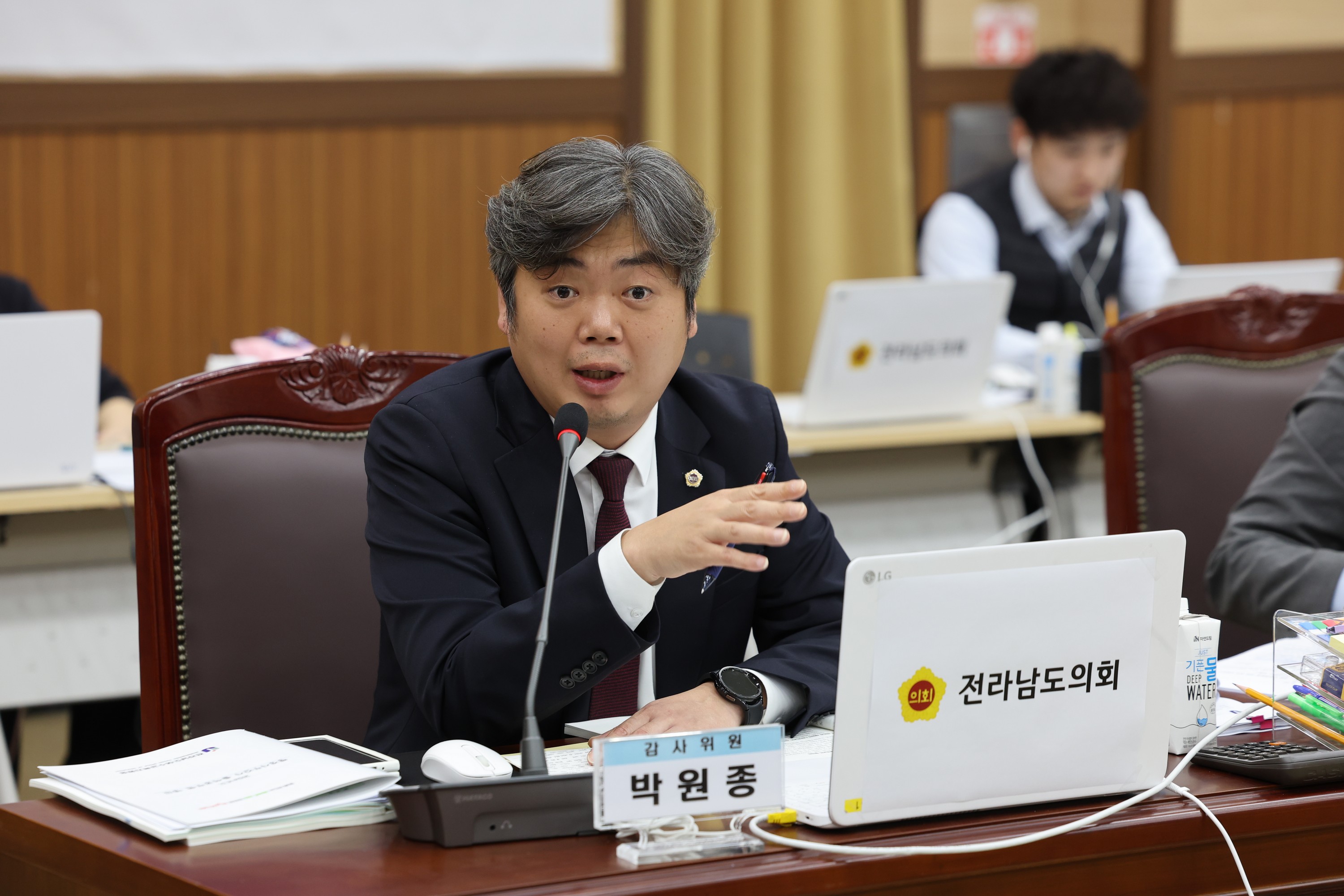 제386회 정례회 교육위원회 행정사무감사 첨부이미지 : 24년11월08일 제386회 정례회 교육위원회 행정사무감사 - 084.jpg