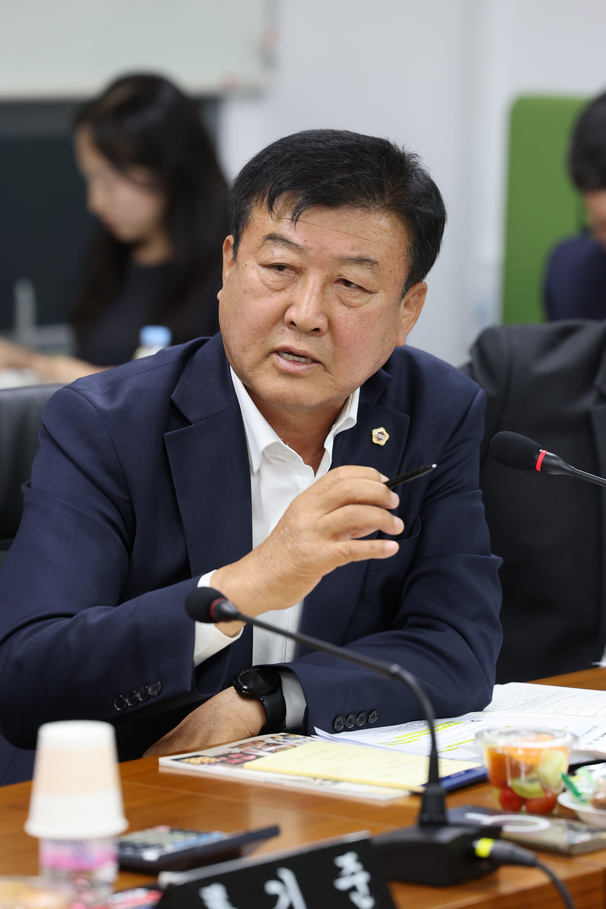 제386회 정례회 농수산위원회 행정사무감사(남도장터) 첨부이미지 : 24년11월11일 제386회 정례회 농수산위원회 행정사무감사 - 125.jpg