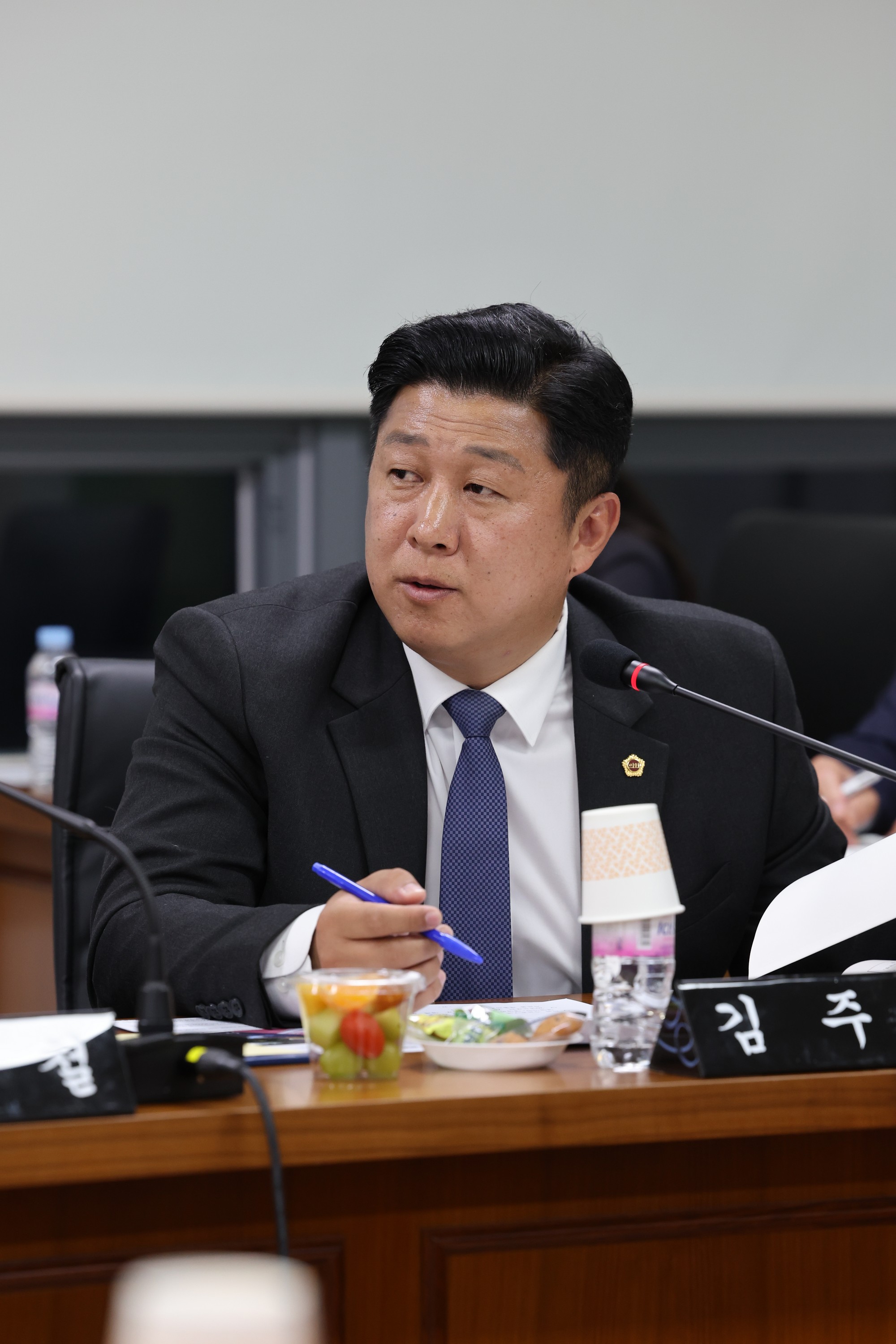 제386회 정례회 농수산위원회 행정사무감사(남도장터) 첨부이미지 : 24년11월11일 제386회 정례회 농수산위원회 행정사무감사 - 133.jpg