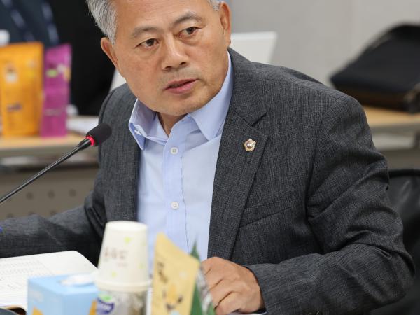 제386회 정례회 농수산위원회 행정사무감사(전남바이오진흥원) 첨부이미지 : 24년11월11일 제386회 정례회 농수산위원회 행정사무감사 - 053.jpg