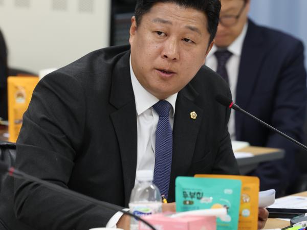 제386회 정례회 농수산위원회 행정사무감사(전남바이오진흥원) 첨부이미지 : 24년11월11일 제386회 정례회 농수산위원회 행정사무감사 - 067.jpg