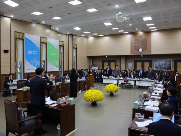 제386회 정례회 교육위원회 행정사무감사 첨부이미지 : 24년11월08일 제386회 정례회 교육위원회 행정사무감사 - 011.jpg