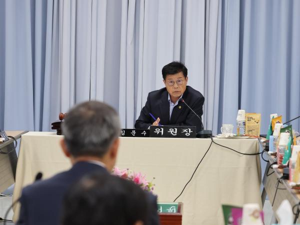 제386회 정례회 농수산위원회 행정사무감사(전남바이오진흥원) 첨부이미지 : 24년11월11일 제386회 정례회 농수산위원회 행정사무감사 - 075.jpg