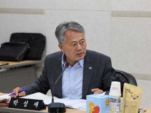 제386회 정례회 농수산위원회 행정사무감사(전남바이오진흥원) 첨부이미지 : 24년11월11일 제386회 정례회 농수산위원회 행정사무감사 - 054.jpg