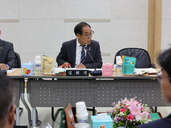 제386회 정례회 농수산위원회 행정사무감사(전남바이오진흥원) 첨부이미지 : 24년11월11일 제386회 정례회 농수산위원회 행정사무감사 - 046.jpg