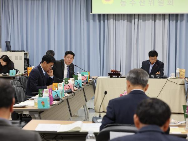 제386회 정례회 농수산위원회 행정사무감사(전남바이오진흥원) 첨부이미지 : 24년11월11일 제386회 정례회 농수산위원회 행정사무감사 - 069.jpg