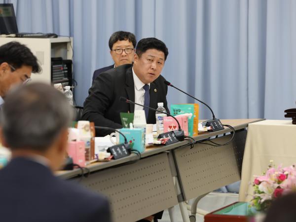 제386회 정례회 농수산위원회 행정사무감사(전남바이오진흥원) 첨부이미지 : 24년11월11일 제386회 정례회 농수산위원회 행정사무감사 - 072.jpg