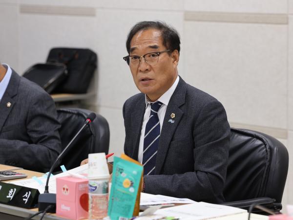 제386회 정례회 농수산위원회 행정사무감사(전남바이오진흥원) 첨부이미지 : 24년11월11일 제386회 정례회 농수산위원회 행정사무감사 - 047.jpg