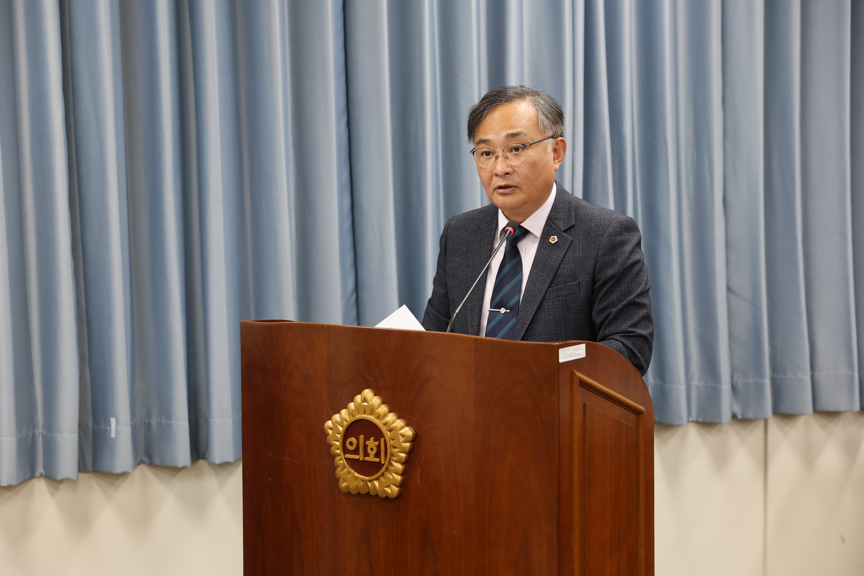 제386회 제2차 정례회 경제관광문화위원회 회의 첨부이미지 : 24년11월15일 제386회 정례회 경제관광문화위원회 회의 - 022.jpg
