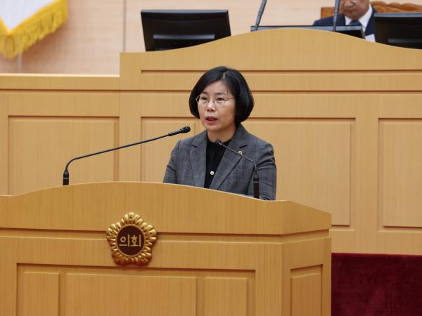 제386회 제2차 정례회  제2차 본회의 첨부이미지 : 24년11월15일 제386회 정례회 제2차 본회의 - 049.jpg
